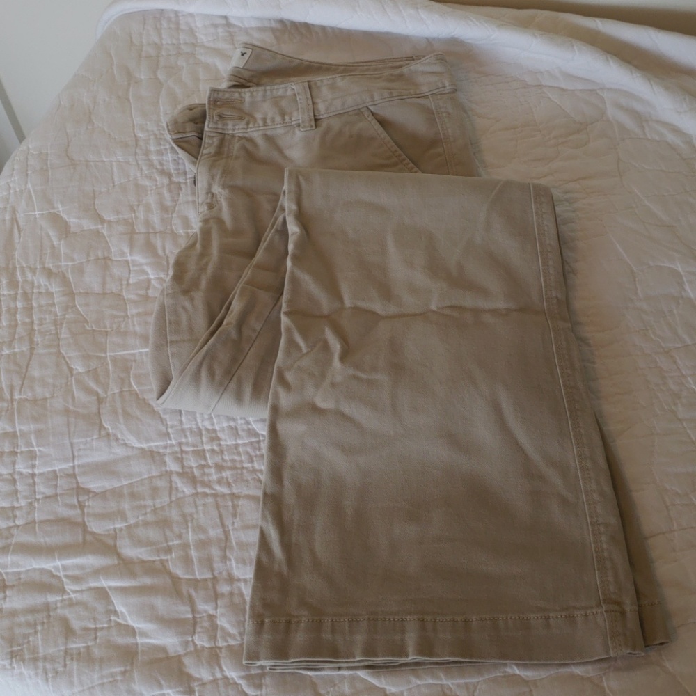 American Eagle Khaki Pants